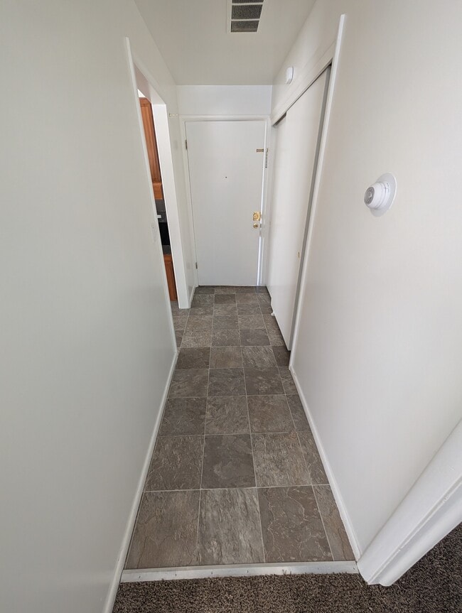 Building Photo - 509 S 300 E