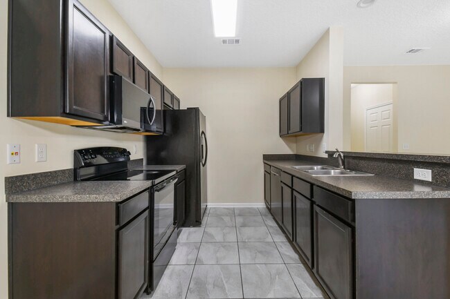 Building Photo - 266 Moultrie Village Ln