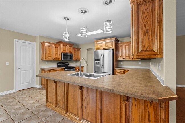 Building Photo - 99 Buckingham Dr