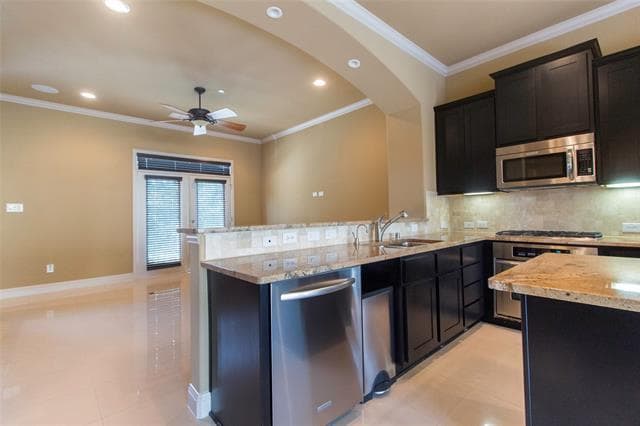 Building Photo - 7416 Bishop Rd