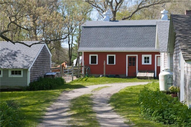 Building Photo - 77 Kelley Rd