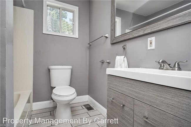 Building Photo - 3 br, 2 bath House - 506 Carys Chapel Road