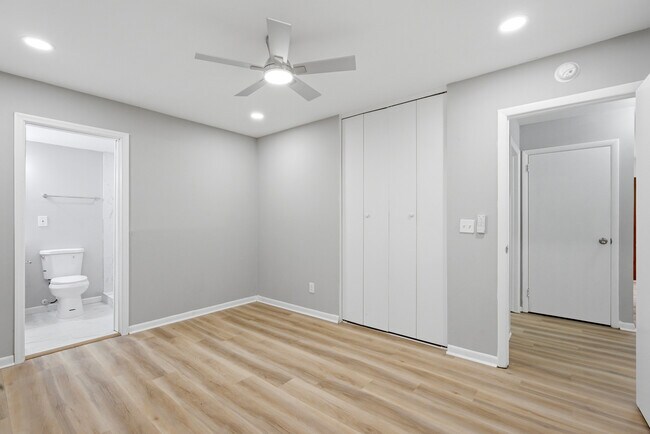 Building Photo - 8043 Joffre Dr