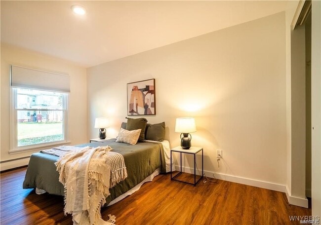 Building Photo - 538 Linwood Ave