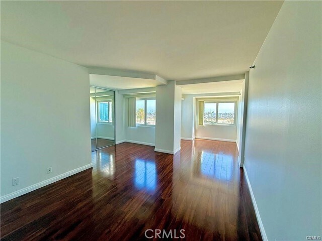 Building Photo - 525 E Seaside Way