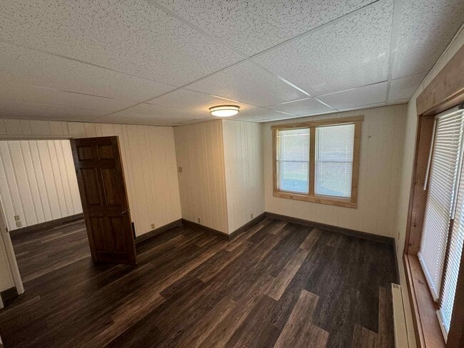 Building Photo - 13825 Maple Tree Ln SW