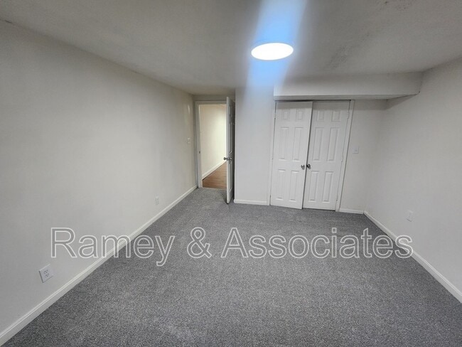 Building Photo - 3700 Taylorsville Rd