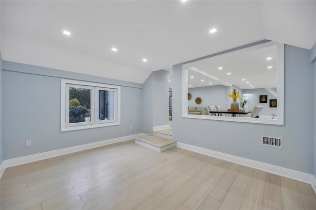 Building Photo - 503 Bayville Rd