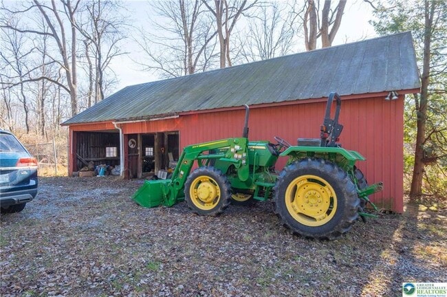 Building Photo - 621 Nursery Rd