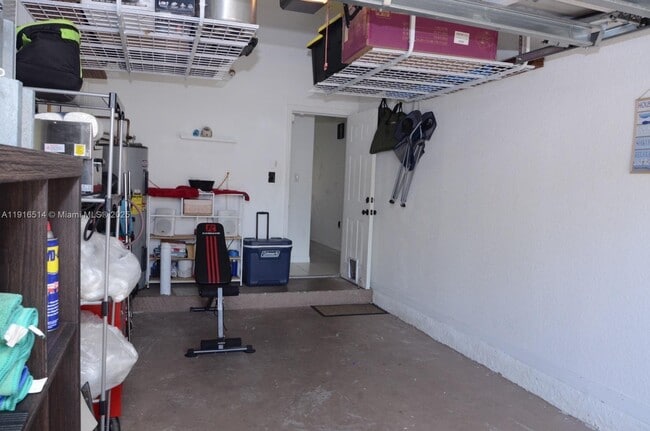 Building Photo - 12505 SW 124th Ct