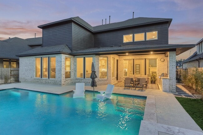 Building Photo - 15230 Tree Swallow Ct