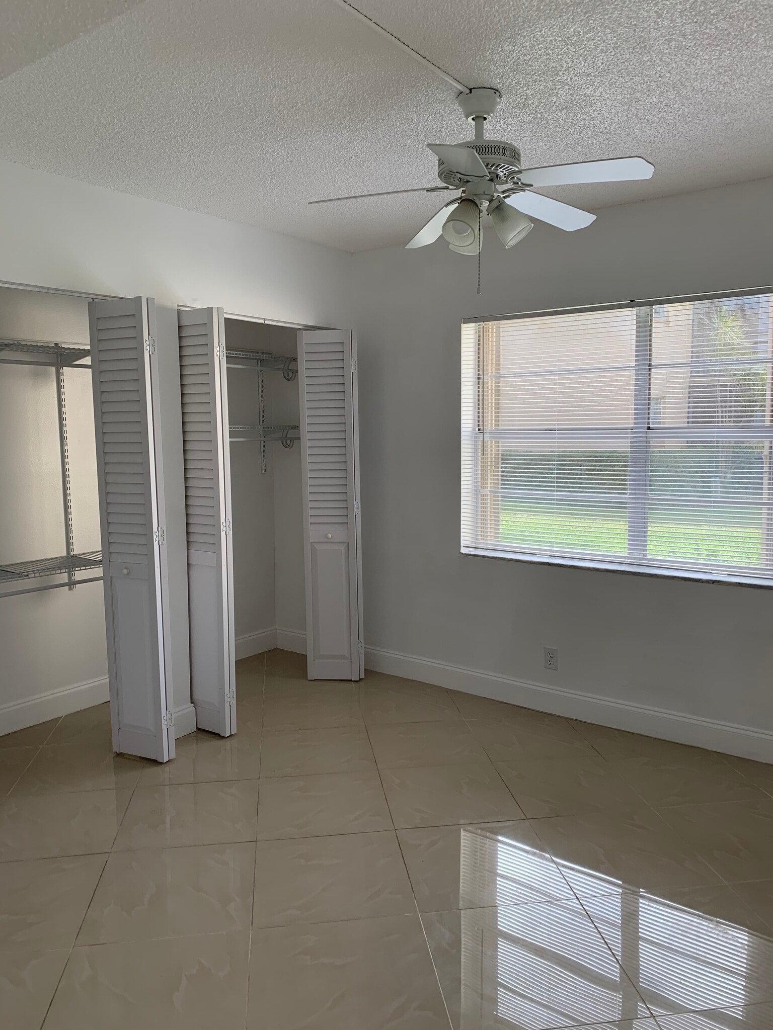 Building Photo - 1301 NW 12th Ave