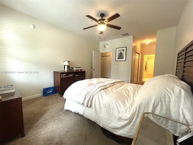 Building Photo - 1104 Shoma Dr