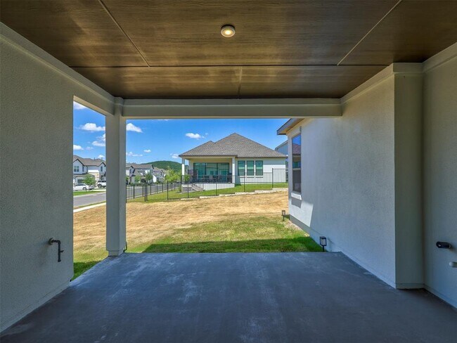 Building Photo - 1929 Montella Wy