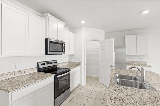 Building Photo - 2053 Farmhouse Rd SE