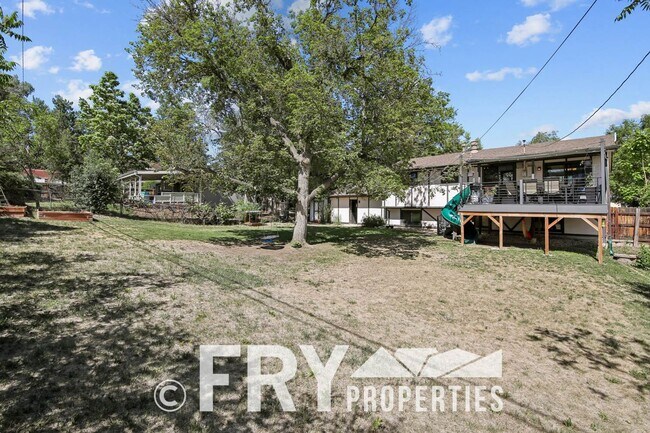 Building Photo - 6459 Brentwood St