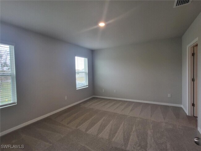 Building Photo - 2465 NW 9th St