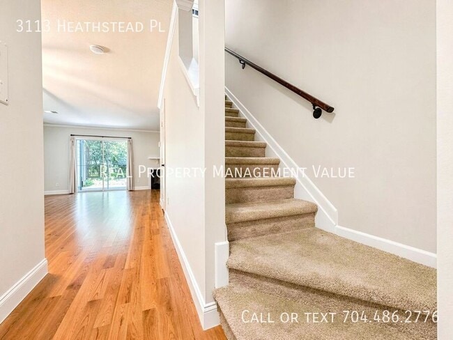 Building Photo - 3113 Heathstead Place