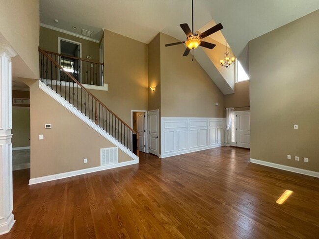 Building Photo - 1568 Sweet Clover Pk