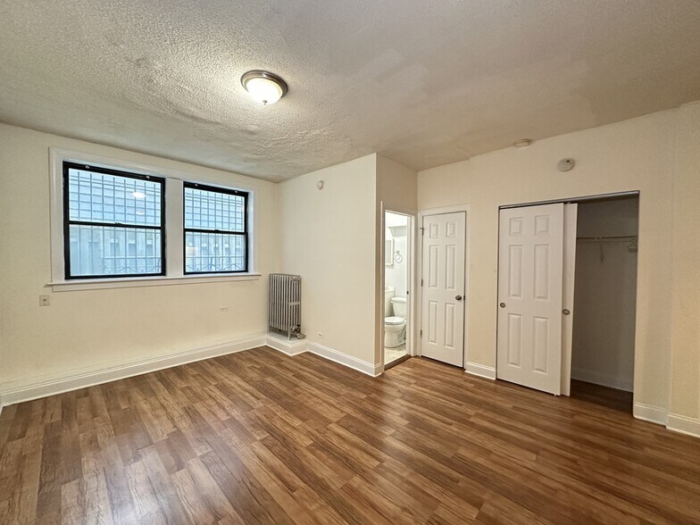 Building Photo - 1742 N Humboldt Blvd