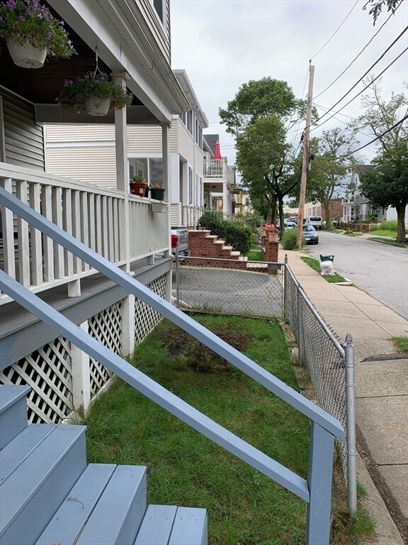 Building Photo - 23 Lafayette St