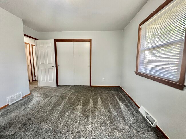 Building Photo - 2606 Iva Ct