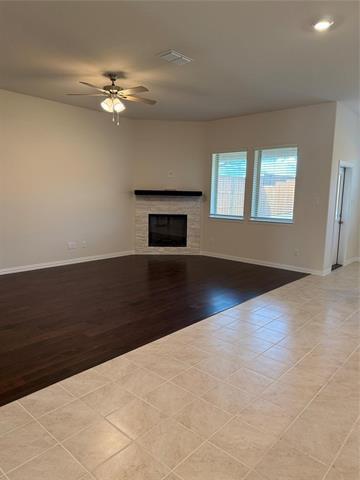 Building Photo - 4013 Amethyst Dr