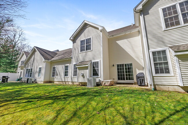 Building Photo - 38 Brighton Park Way