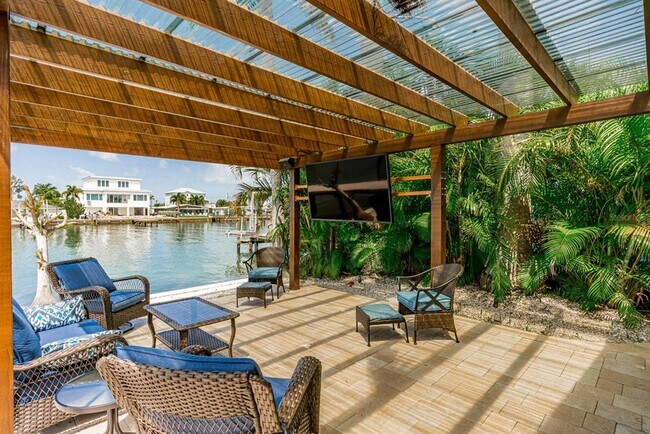 Building Photo - 11240 7th St E