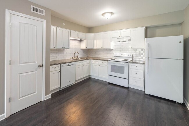 Building Photo - The Mulberry - 2-Bdrm