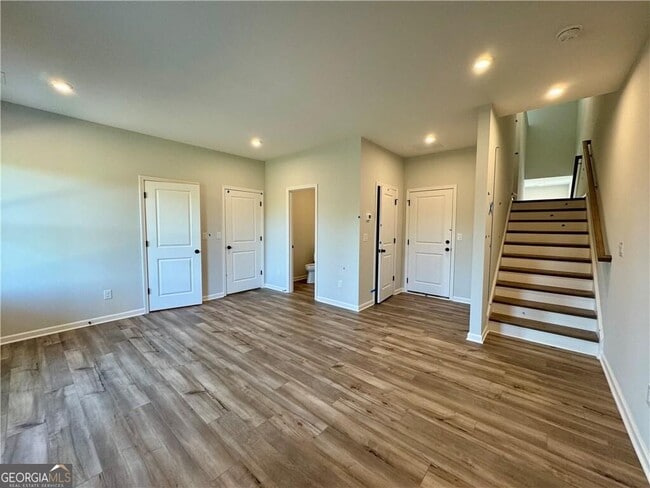 Building Photo - 1409 Creekside Cir NW