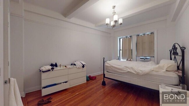 Building Photo - 4 bedroom in NEW YORK NY 10024
