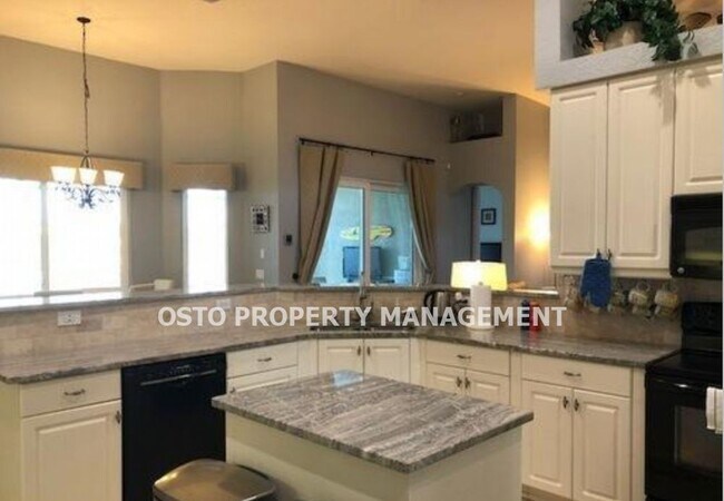 Building Photo - Chastain Manor Pool Home