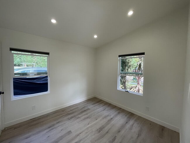 Building Photo - 6438 Jackson Dr