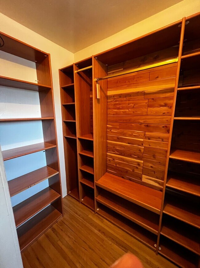 Building Photo - 2828 Laurel Canyon Pl