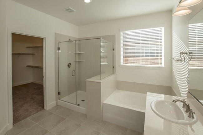Building Photo - Cabernet Highlands by Lennar Homes for Rent