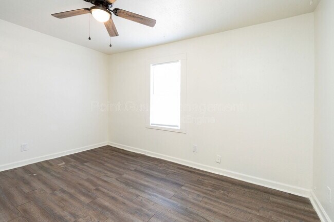 Building Photo - 4471 E Boston Dr