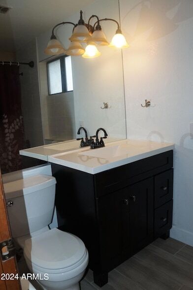 Building Photo - 5756 W Del Rio St