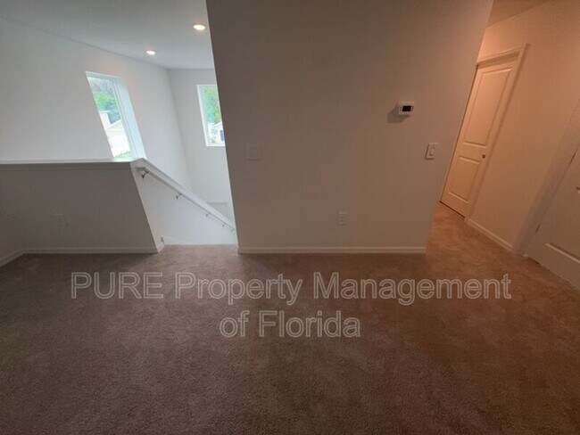 Building Photo - 1304 NW 48th Terrace