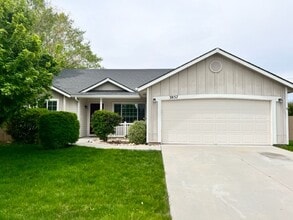 Building Photo - Beautiful single level home in Meridian with Community Pool!!