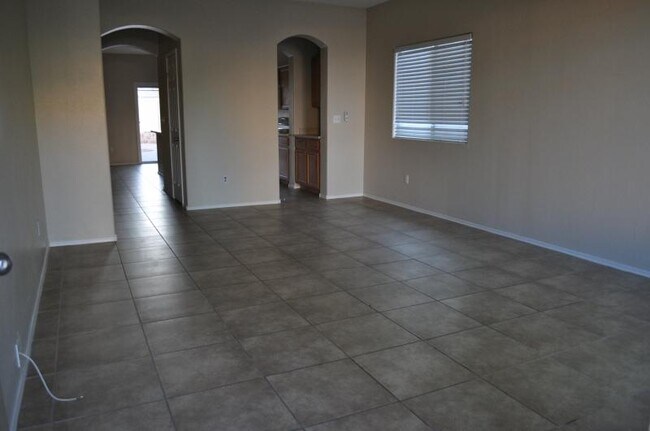 Building Photo - 5225 Adorato Dr