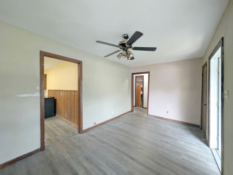 Building Photo - 4515 Booker St
