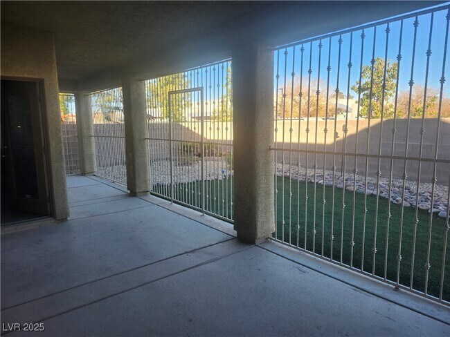 Building Photo - 5154 Walbrook Ln