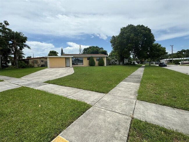 Building Photo - 6101 NW 18th St