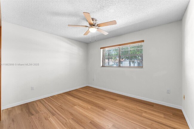 Building Photo - 8131 SW 90th Ave