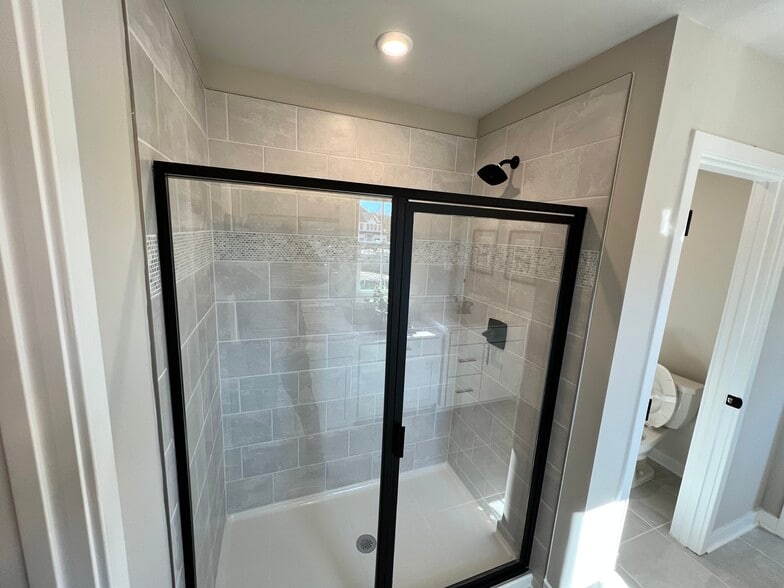 Building Photo - 180 Climbing Ivy Cir