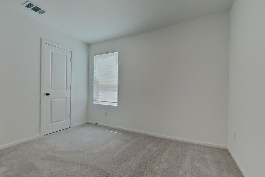 Building Photo - 936 Capracotta Dr