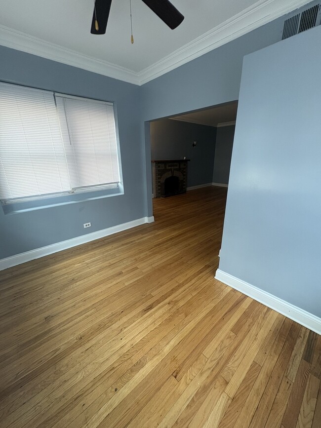 Building Photo - 4147 W Arthington St