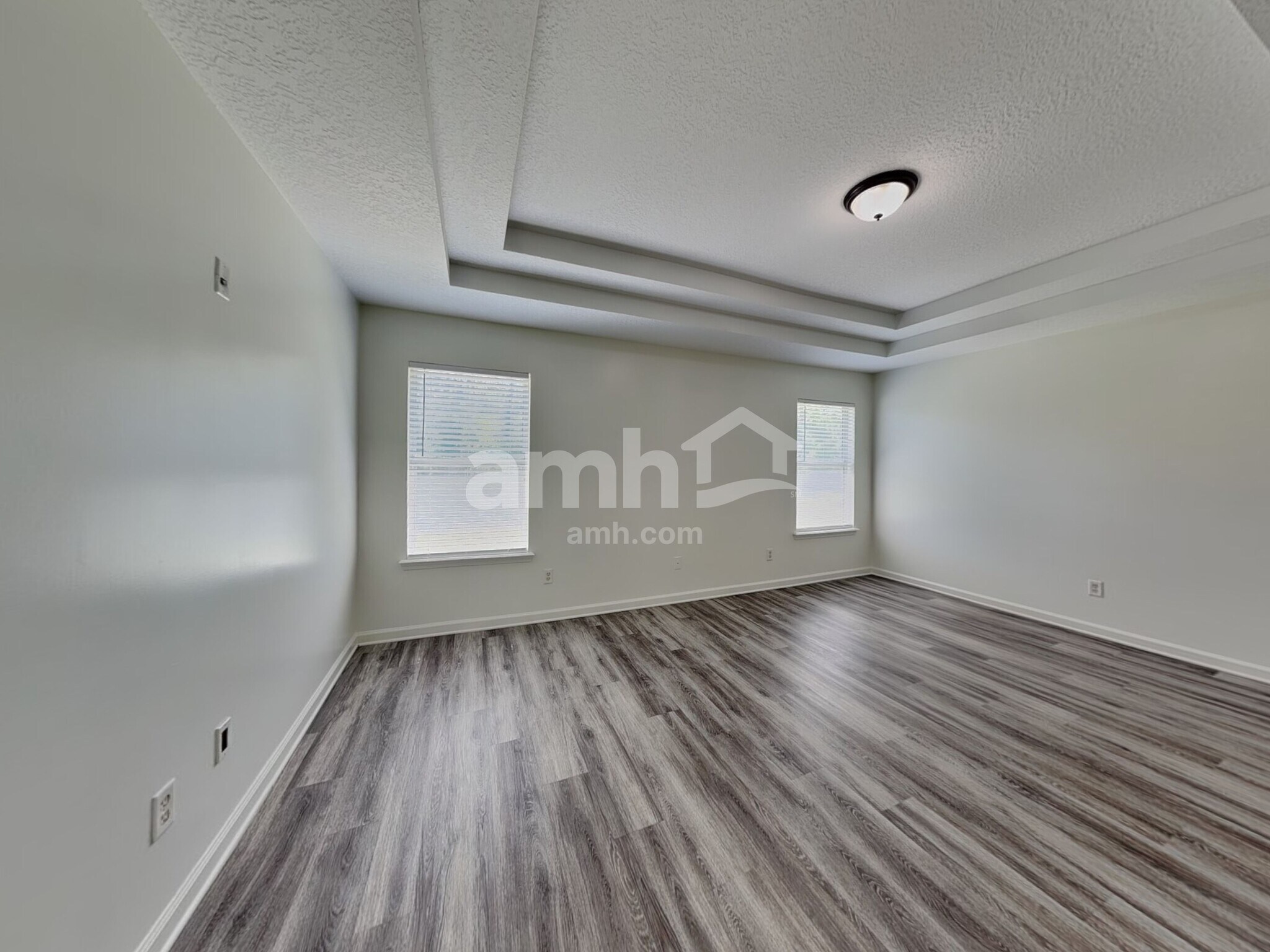 Building Photo - 3748 Juliet Leia Cir S