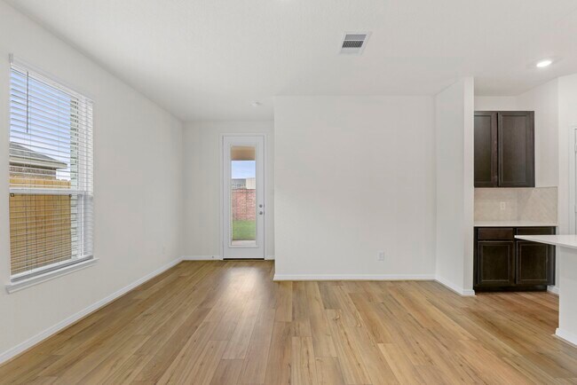 Building Photo - 4908 Vida Vis Dr